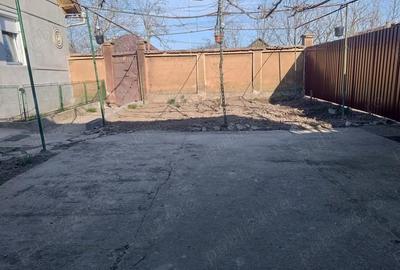 Casă cu 3 camere cu Teren 1350 Mp în Nădab - 2