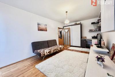 Apartament cu 3 camere, etaj 5 de vanzare, zona Lunei Apartament cu 3 camere, etaj 5 de vanzare, zona Lunei - 12