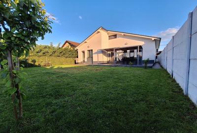 Casă cu 4 camere în Exterior Vest - 2