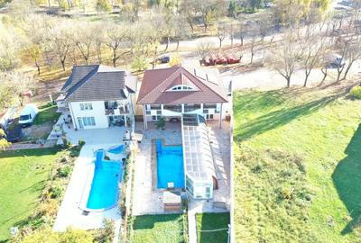 Casă individuală cu 7 camere cu Teren 800 Mp în Băile 1 Mai - 1