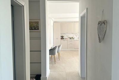 Apartament cu 3 camere decomandat în Viforâta - 3