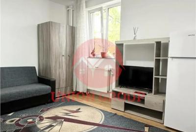 Garsonieră în Palas - 2