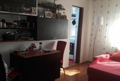 DEMOCRATIEI - 2 cam., cf1, dec, 4/4, renovat - 65000 euro - 6