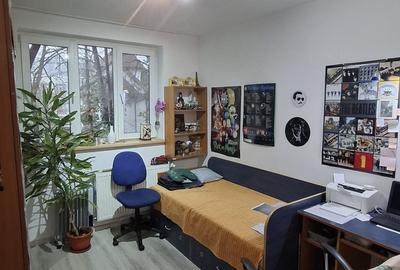 Apartament cu 4 camere decomandat în Titan - 17