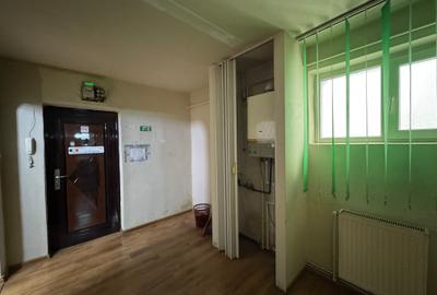 2 cam, parter, cu balcon, 50 mp, fara imbunatatiri, str. Unirii - 9