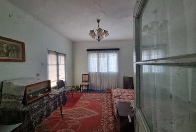 Casa + teren 2600 mp- Com. Negri- scop reziden?ial sau industrial - 2