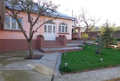 Casă cu 5 camere în Lespezi - 8