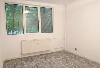 Apartament cu 4 camere semidecomandat în Drumul Taberei - 3