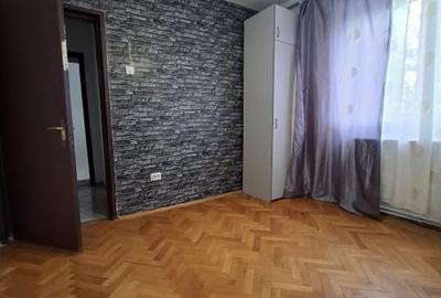 Inchiriez apartament zona Flora - 8