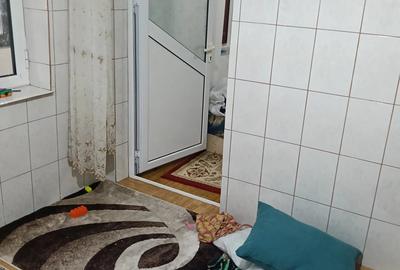 Casa de vanzare piatra olt la strada principala Intr o zona in plina dezvoltare - 1