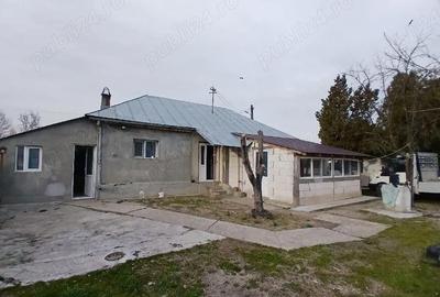 Casă cu 3 camere cu Teren 2000 Mp în Hârsești - 4