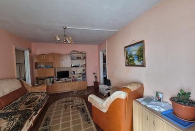 Mioriței- spre Banca Nationala- 2 camere cu imbunatatiri medii, liber Mioriței- spre Banca Nationala- 2 camere cu imbunatatiri medii, liber - 3