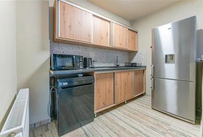 Casă individuală cu 8 camere cu Teren 1100 Mp în Sohodol - 4