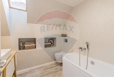 Apartament cu 4 camere decomandat, mobilat în Centrul Istoric - 22