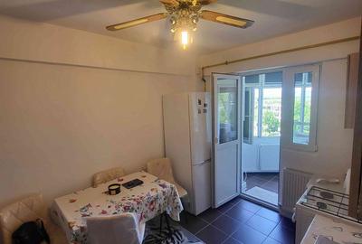 Apartament cu 2 camere decomandat în Șerbănești - 9