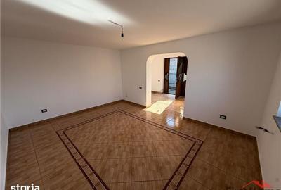 Casă cu 3 camere cu Teren 300 Mp în Central - 8