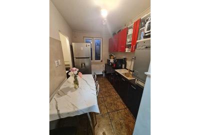 REA1027135 Apartament 3 Camere I De Vanzare I Drumul Taberei - 9