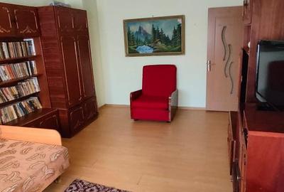 Apartament cu 2 camere decomandat în Central - 2