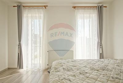 Apartament cu 2 camere decomandat, mobilat în Tractorul - 14