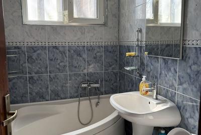 Apartament cu 3 camere în Central - 9