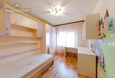 Apartament cu 3 camere decomandat, mobilat în Alfa - 4