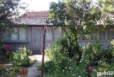 Casă cu 4 camere cu Teren 6.8 Mp în Glodeanu-Siliștea