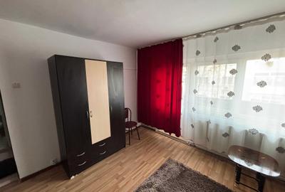 Garsonieră decomandată în Central - 7