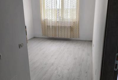 Garsonieră decomandată în Roșu - 2