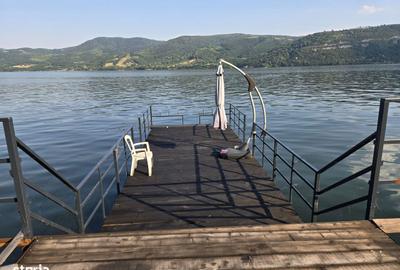 Spațiu comercial, de 1,600 mp, în Eșelnița - 4