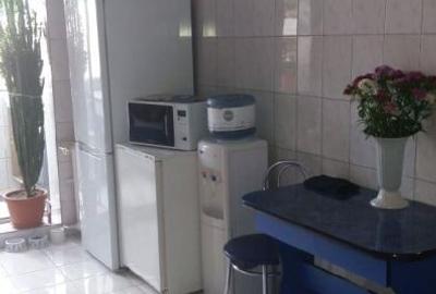 Apartament cu 3 camere decomandat, mobilat în Rahova - 3