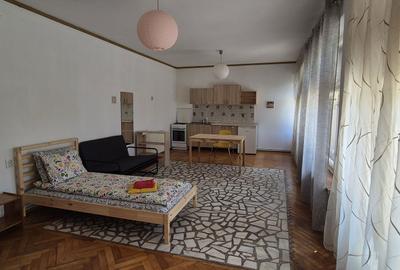 Garsonieră decomandată în Câmpina - 4