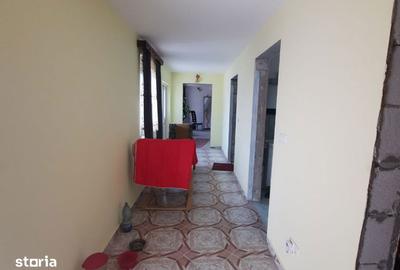 Casă cu 5 camere cu Teren 1280 Mp în Central - 7