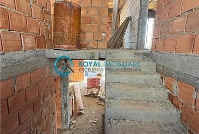 Royal Imobiliare - Vanzari Vile Noi zona Paulesti - 2