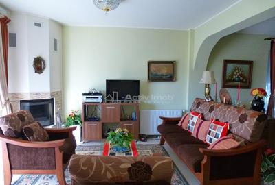 Vila 7 camere 234 mp - Clinceni / Str. Monumentul Eroilor - 2