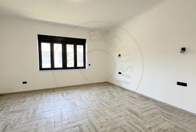 Casa 3 camere 154 mp, Teren 630 mp - Str. T. Vladimirescu - Carei - Comision 0% - 7