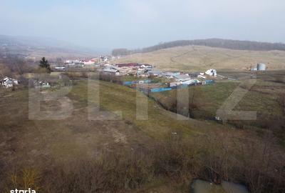 Teren de 3470 mp, în Ocnița - 2