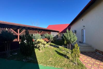 Casă individuală cu 7 camere cu Canalizare în Aeroport - 1