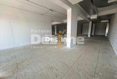 Spațiu comercial, de 217 mp, în Central - 3