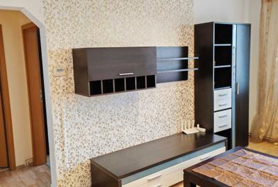 Apartament cu 3 camere decomandat în Calea București - 6