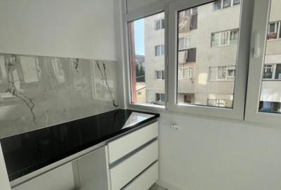 Apartament 2 camere, etaj 1, zona Radauti - 4
