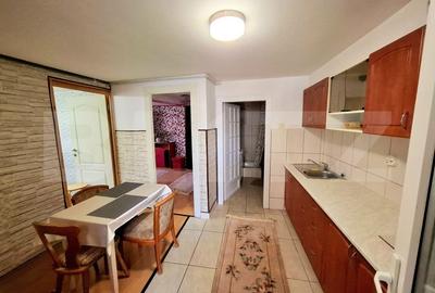 Casa cu 4 apartamente si curte proprie ,suprafata utila 122mp, zona semicentrala - 9
