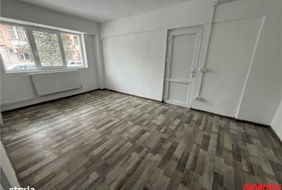 Spațiu comercial, de 118 mp, în Central - 16