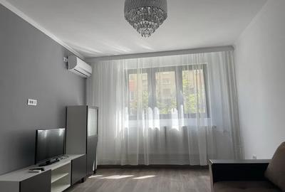 Garsonieră decomandată, mobilată în Dristor
