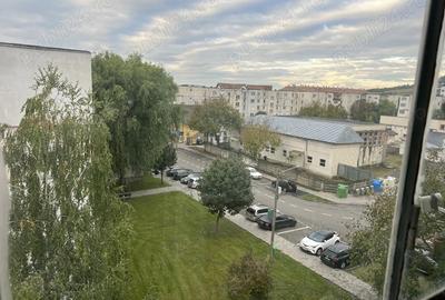 Inchiriez Apartament 2 camere - 7