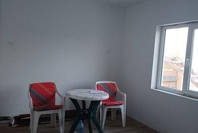 Casă cu 2 camere cu Teren 140 Mp în Central - 10
