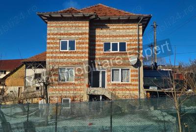 Casă în Vernești - 12