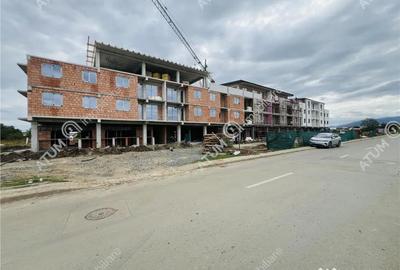 Apartament cu 3 camere decomandat în Vasile Aaron - 2