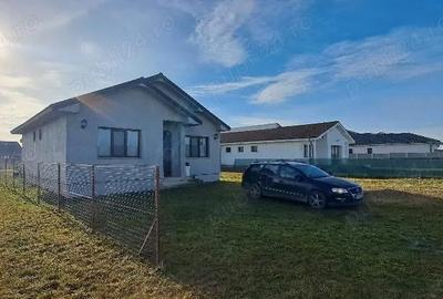 Casă cu Teren 871 Mp în Central - 7