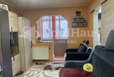 Garsonieră decomandată, mobilată în Vasile Aaron - 3