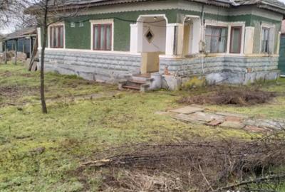 Teren de 1310 mp, în Meri - 13